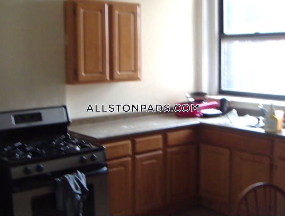 4 bed, 2 bath apartment for rent at 235.5 Harvard Ave Unit 5, Allston — photo 34 of 52