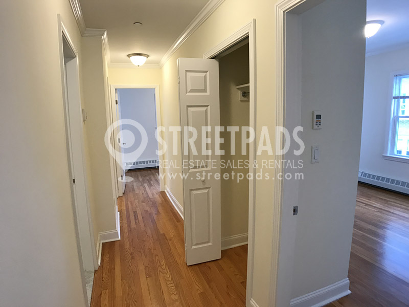 1 Langdon Sq, Neighborhood Nine