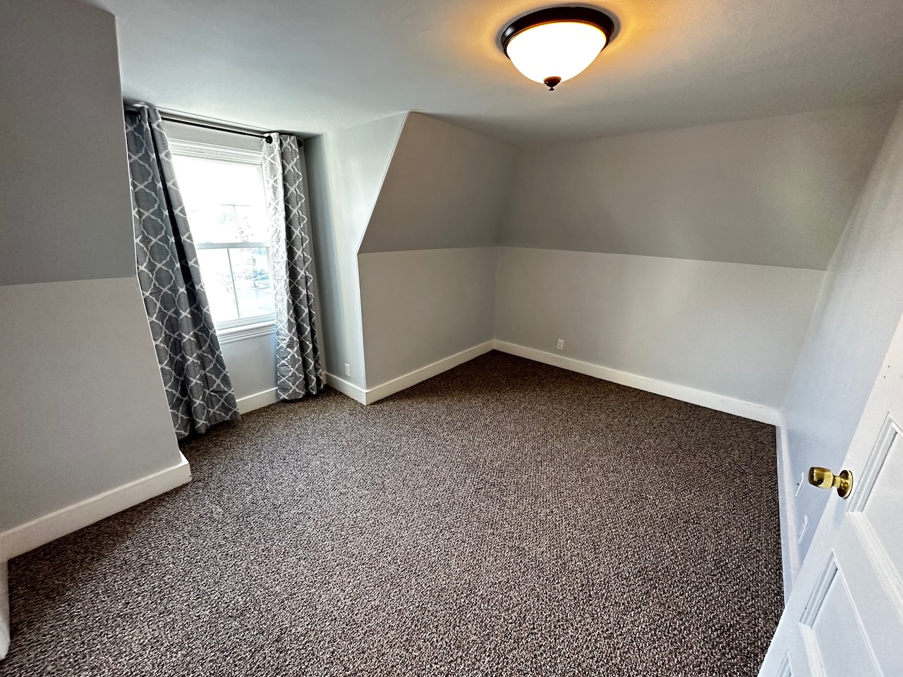 53 Hopedale St, Allston