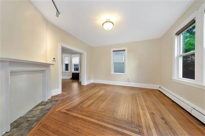 5 Murdock Ter, Brighton