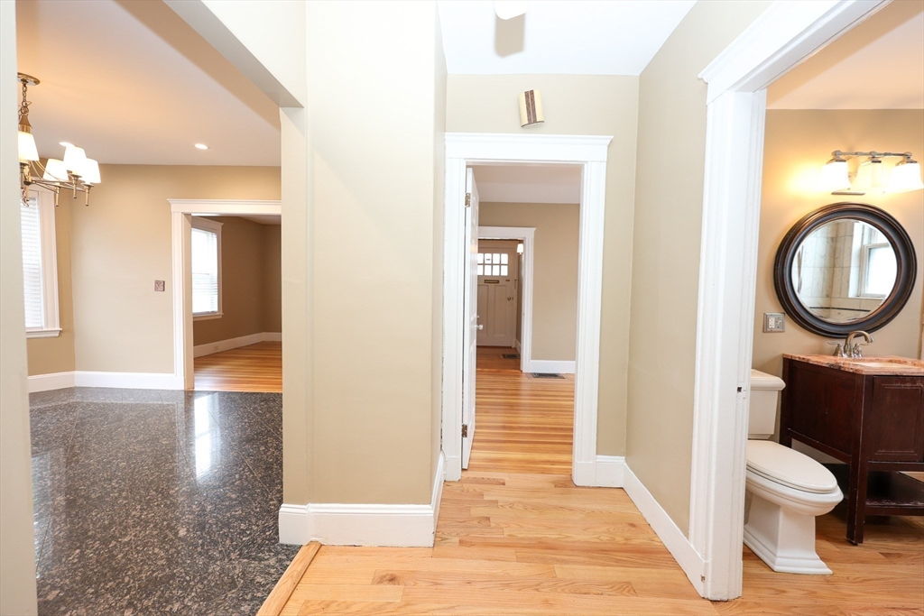 36 Lancaster St, Quincy