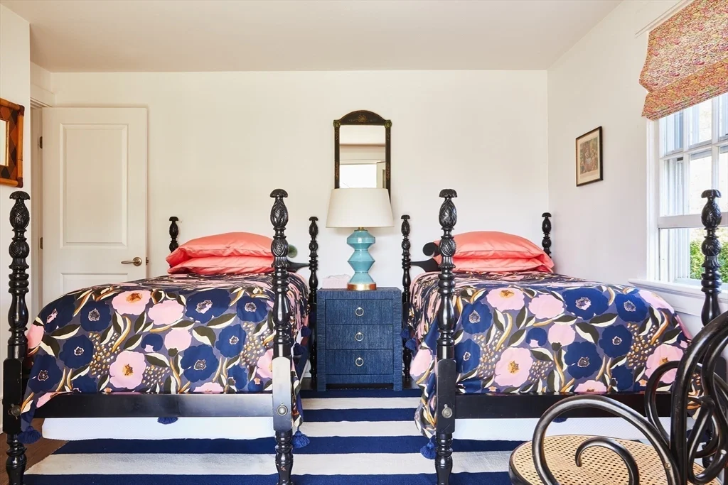 66 Hulbert Ave, Nantucket