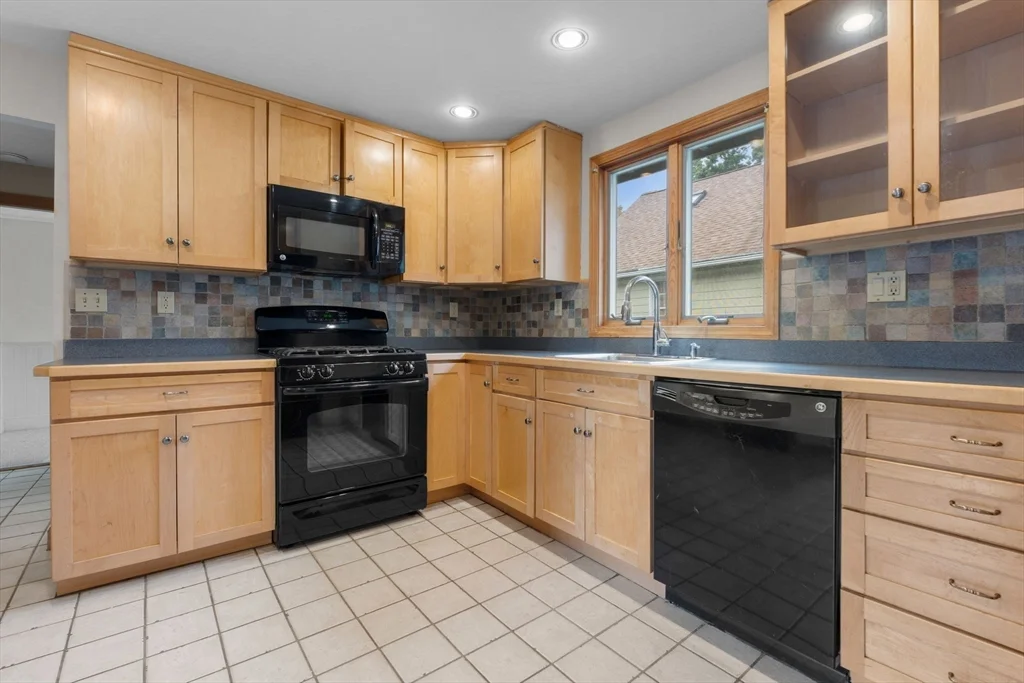 5-7 Linwood Ave, Melrose