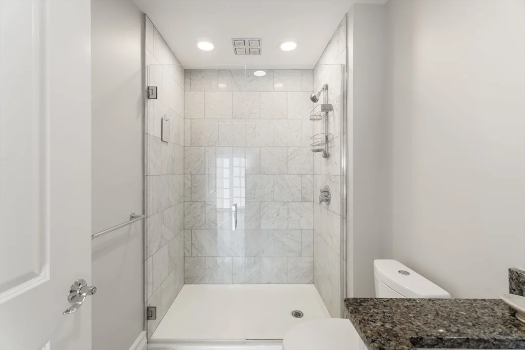 616 East 4th St, South Boston