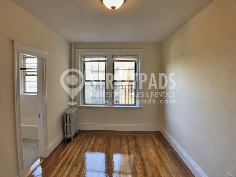 25 Park Dr, Fenway