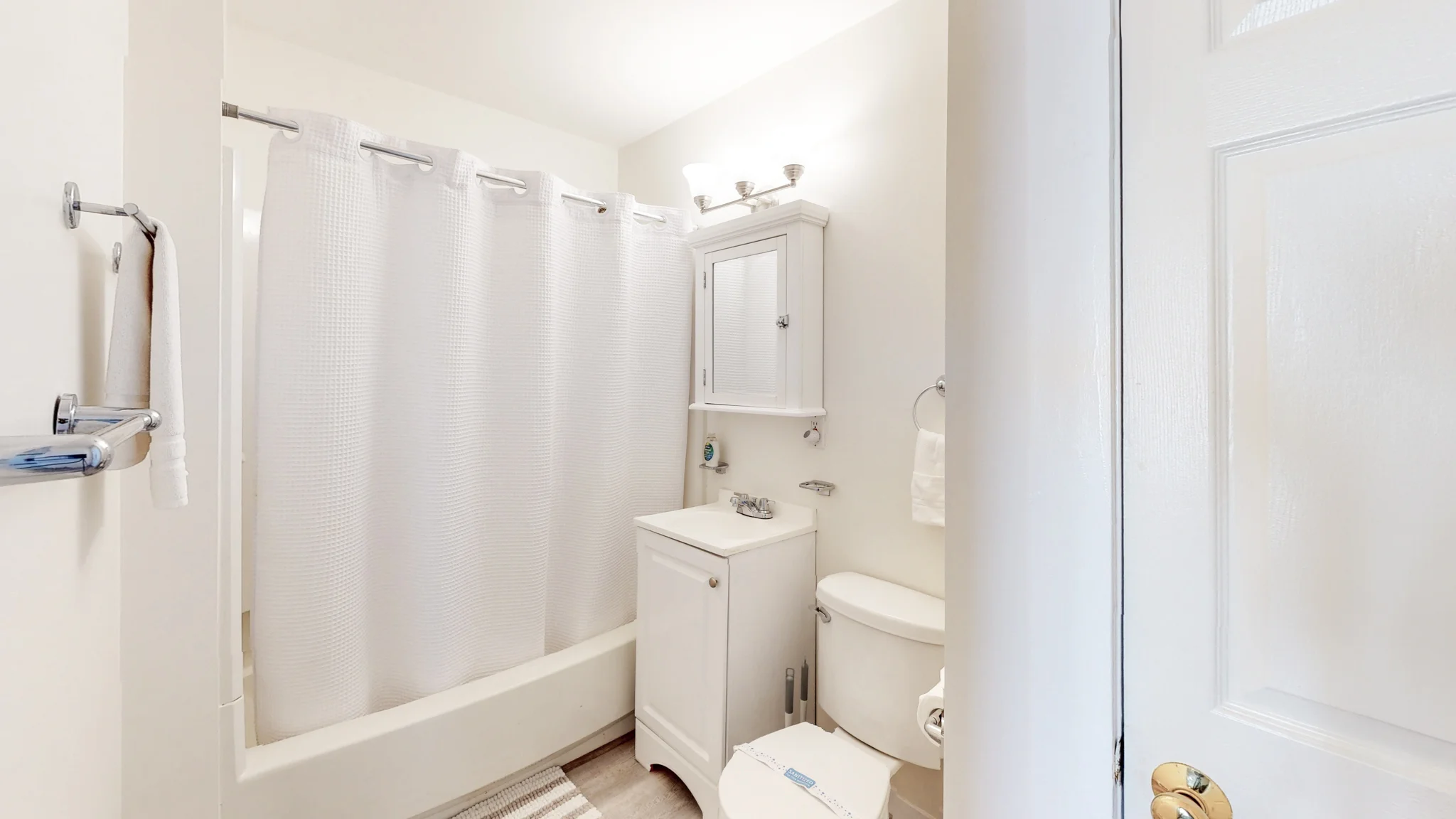 24 Hews St, Riverside