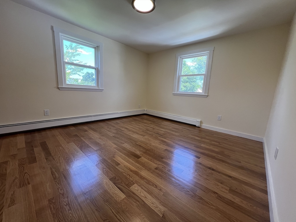 79 Walnut St, Belmont