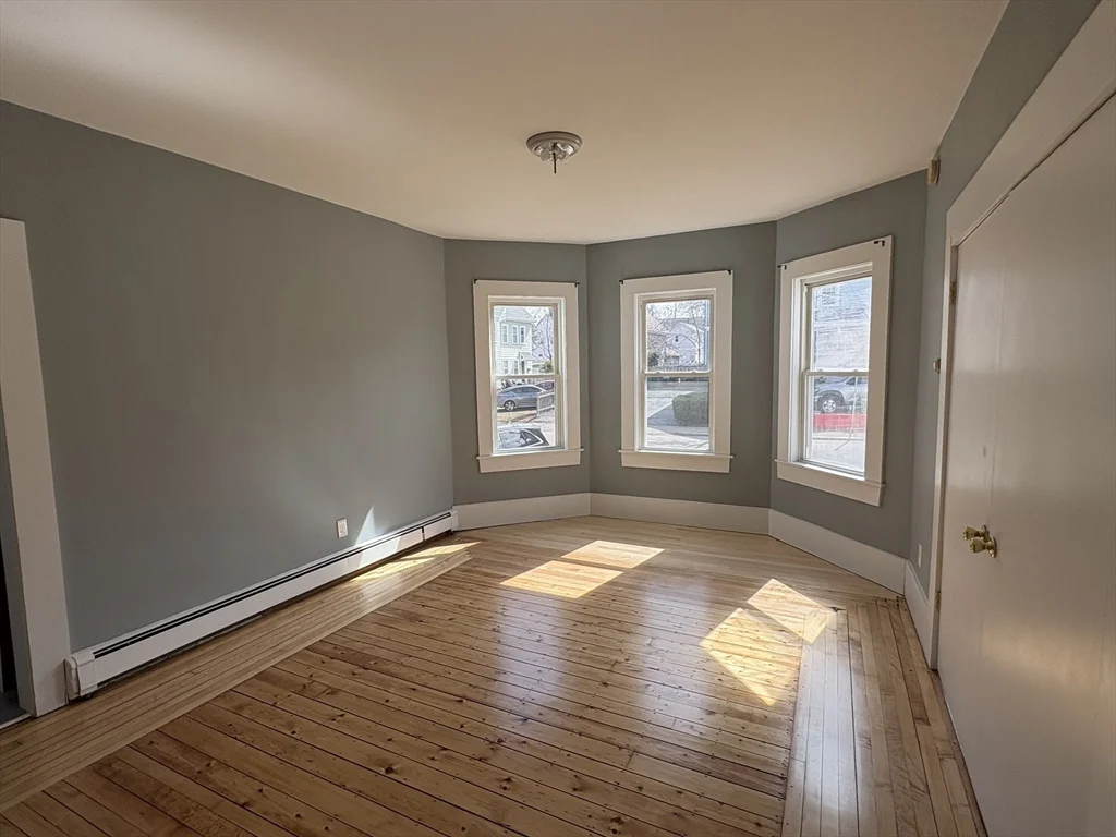 27 Fourth St, Attleboro