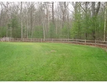 207 John Scott Blvd, Norton