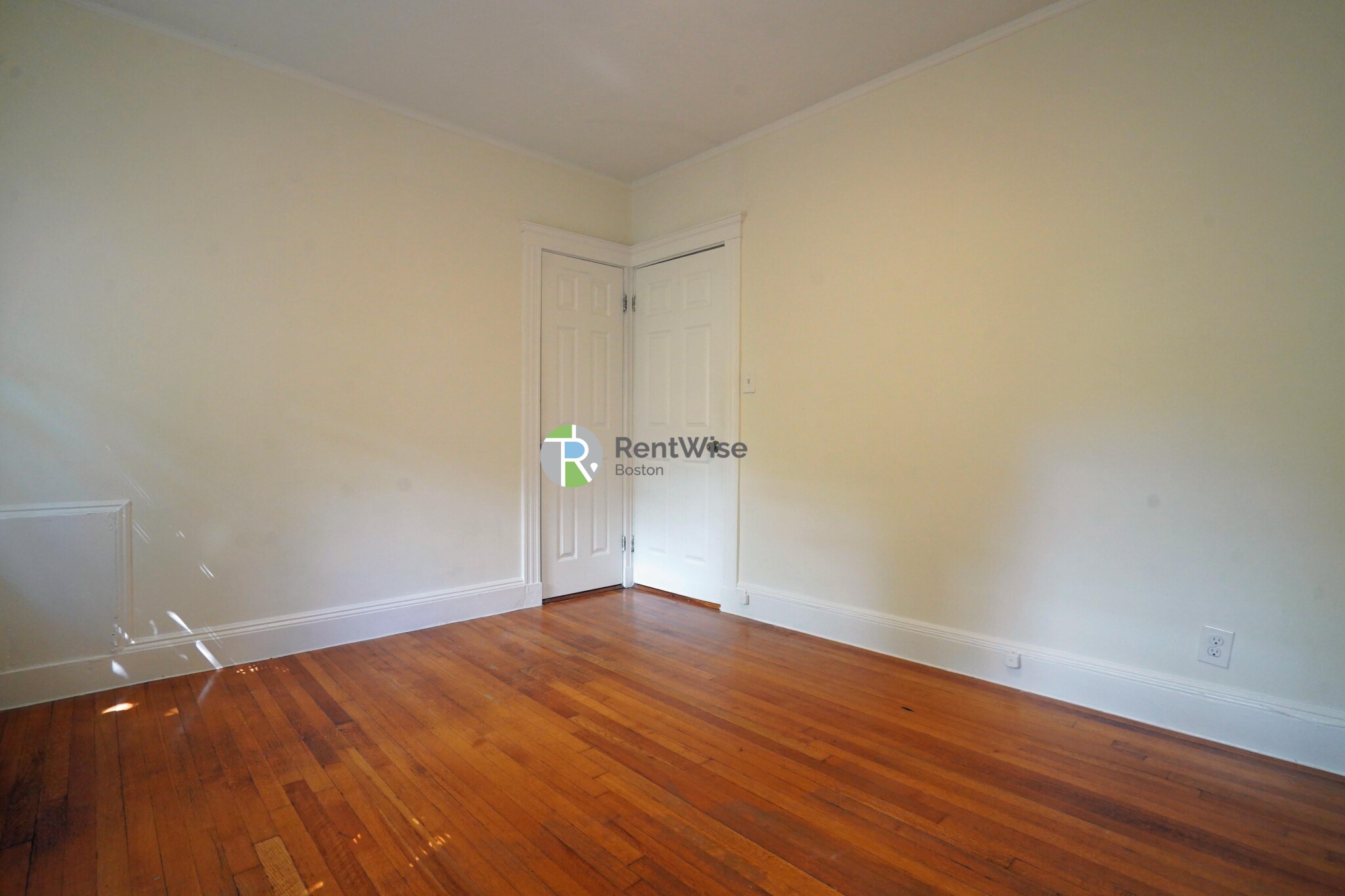 1848 Commonwealth Ave, Brighton