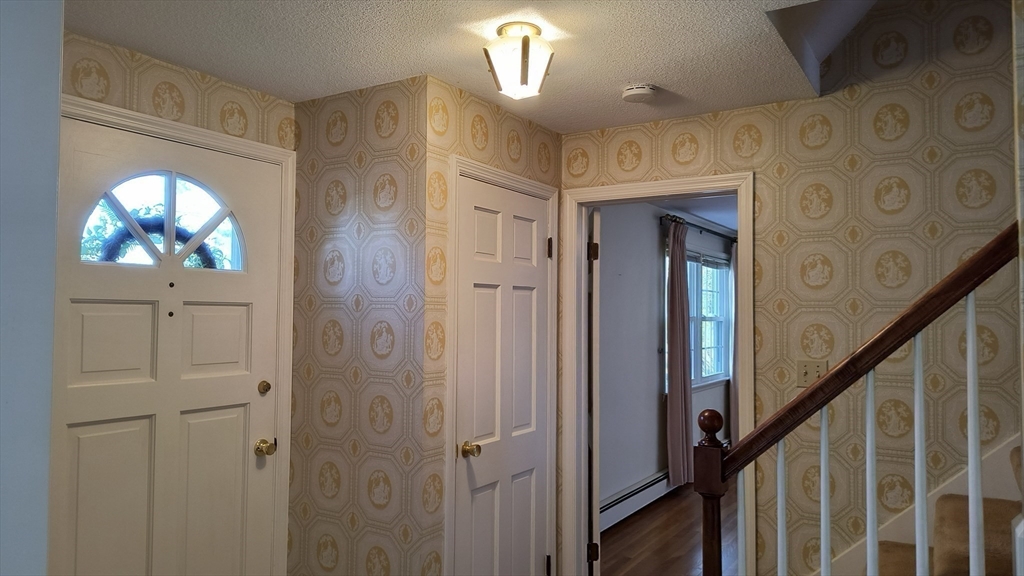 6 Streeter Rd, Paxton