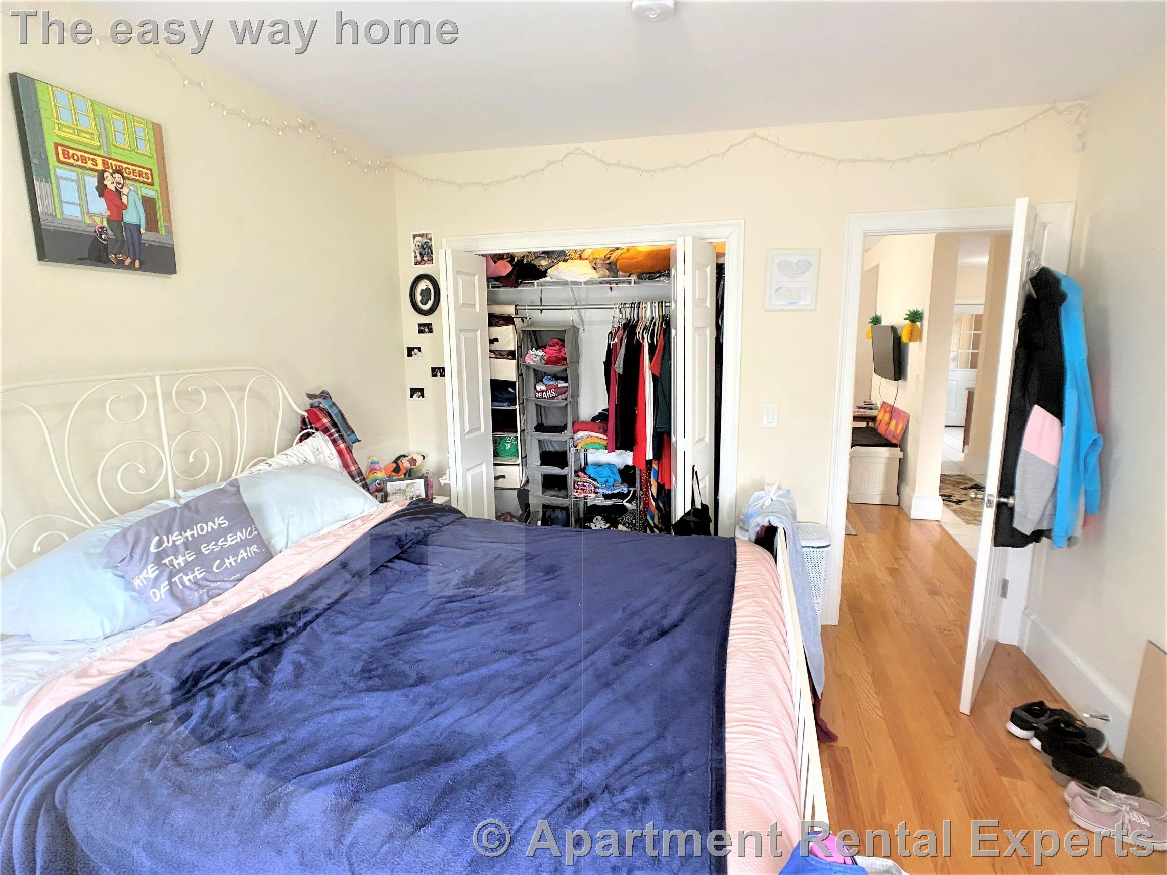 24 Willard Ave, Tufts