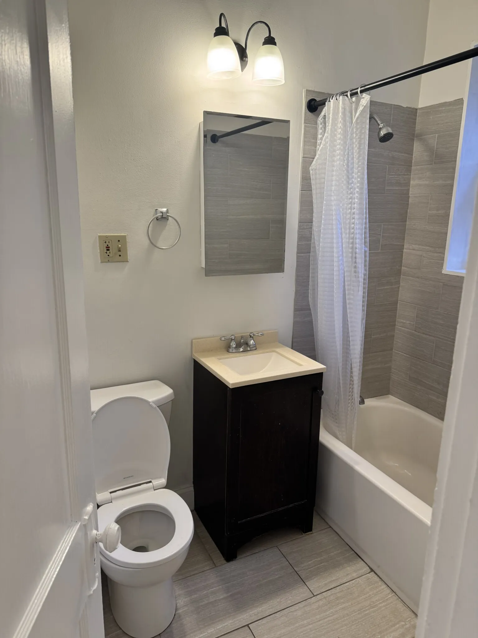 37 Hemenway St, Fenway