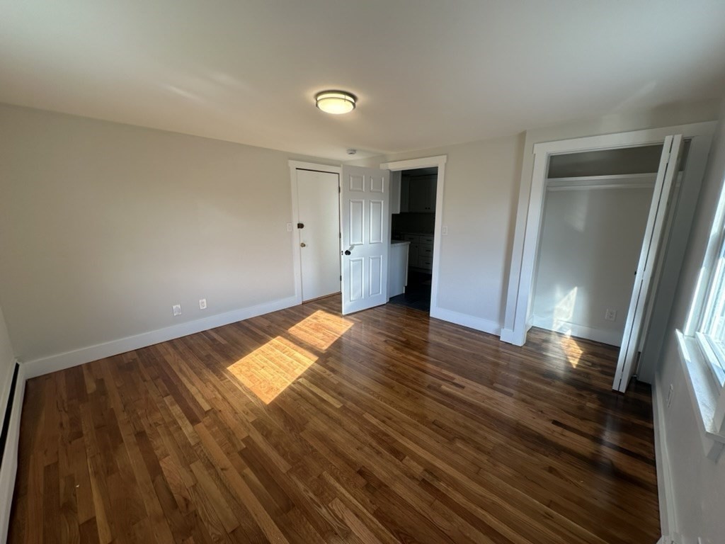 997 Broadway, Raynham