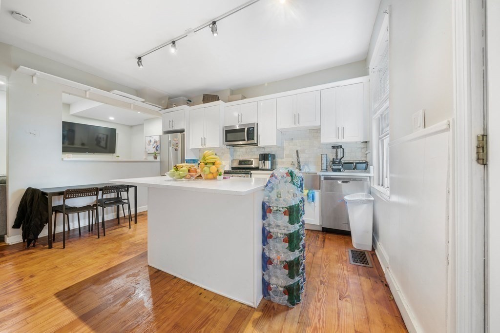 77 Webster St, East Boston