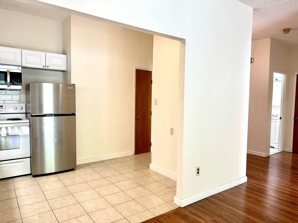 80 North Warren, Woburn