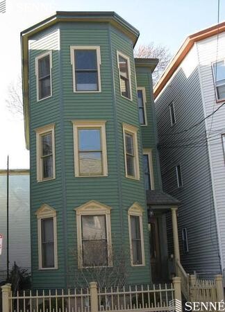 189 Brookline St, Cambridgeport