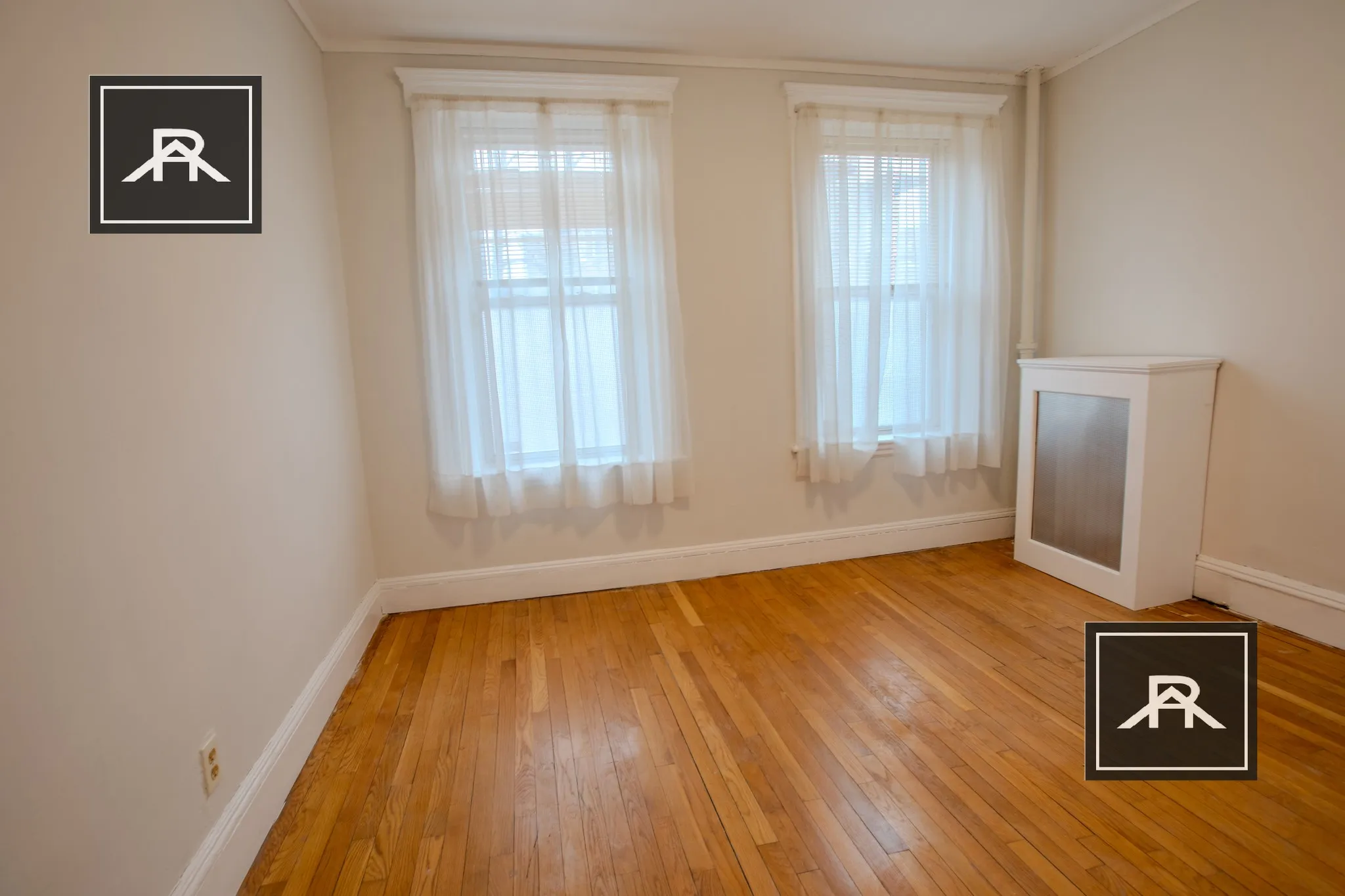 28 Quint Ave, Allston