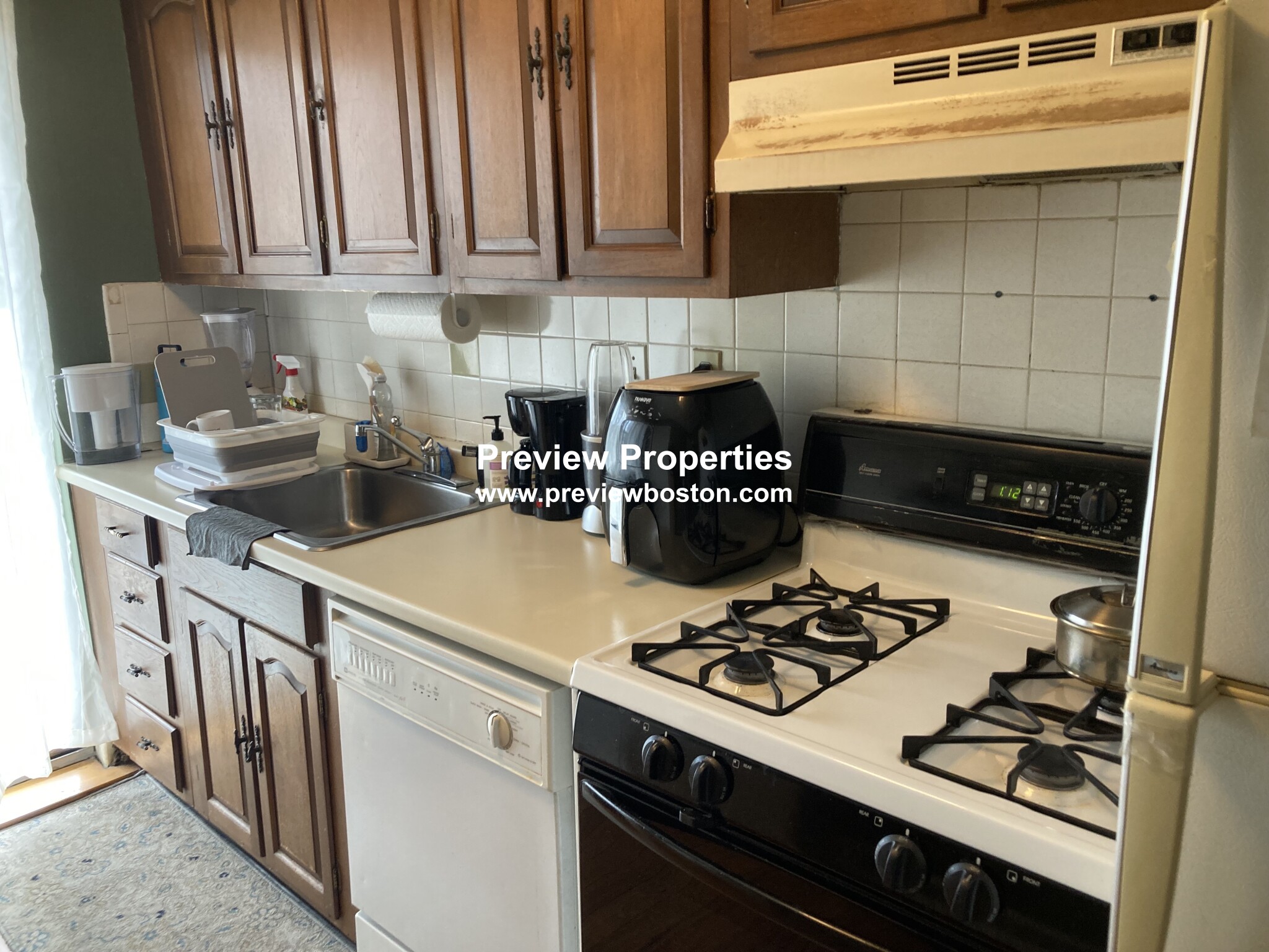 1734 Commonwealth Ave, Brighton