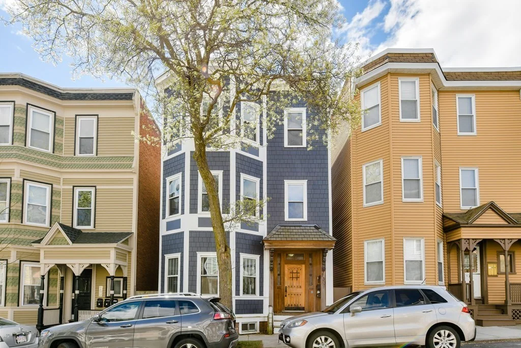 733 E 3rd St, South Boston