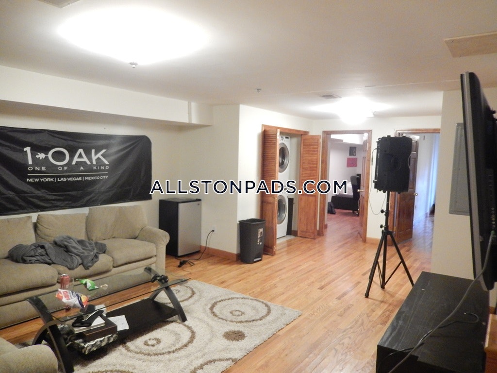 4 bed, 2 bath apartment for rent at 102 Allston St Unit 3.1, Allston — photo 10 of 15