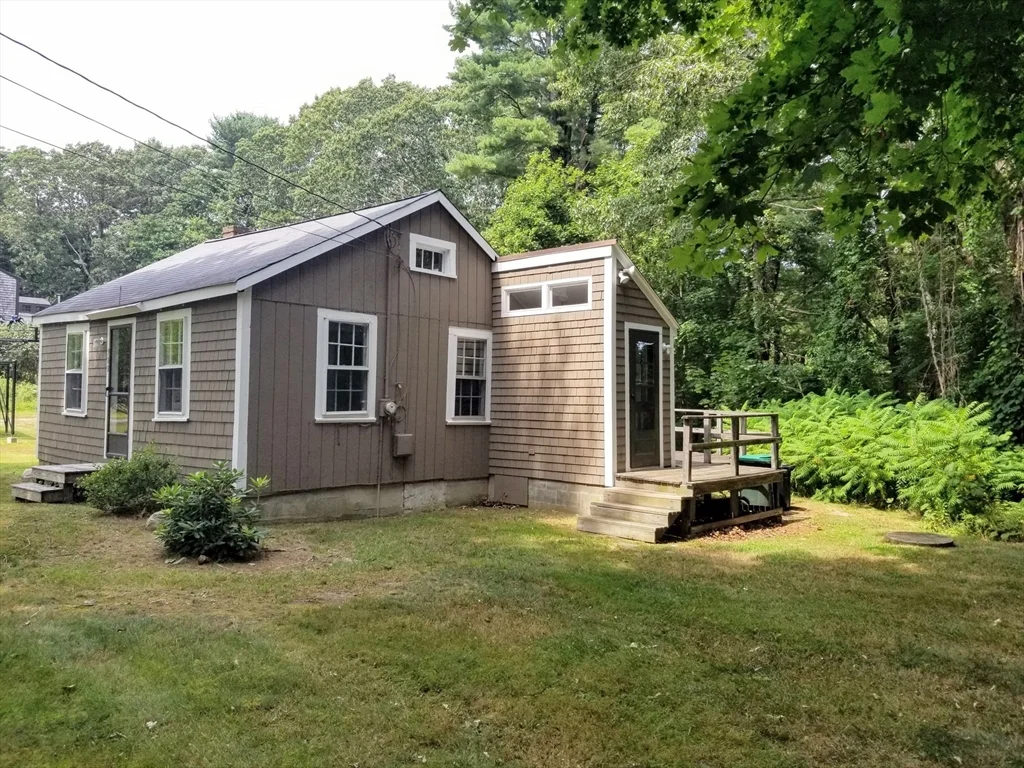 980 Careswell St, Marshfield