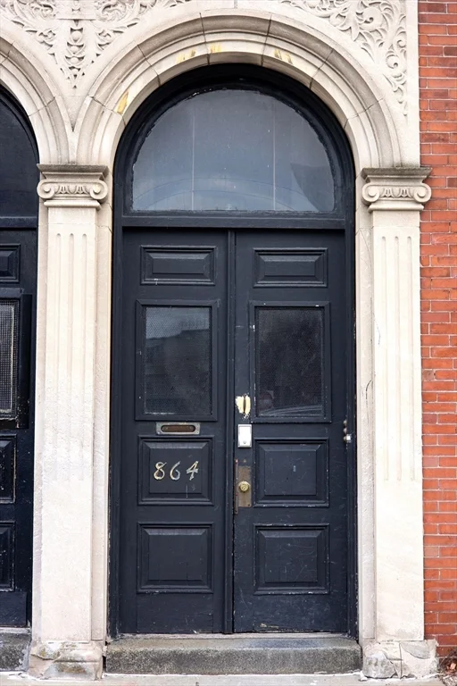 864 Huntington, Mission Hill