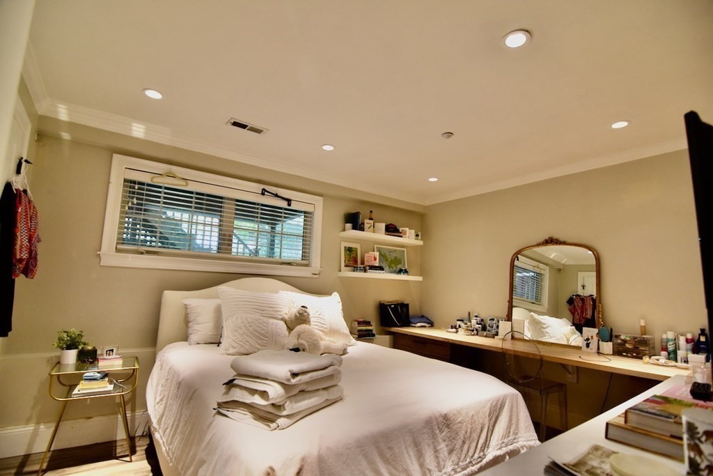 14 S Sydney St, Dorchester