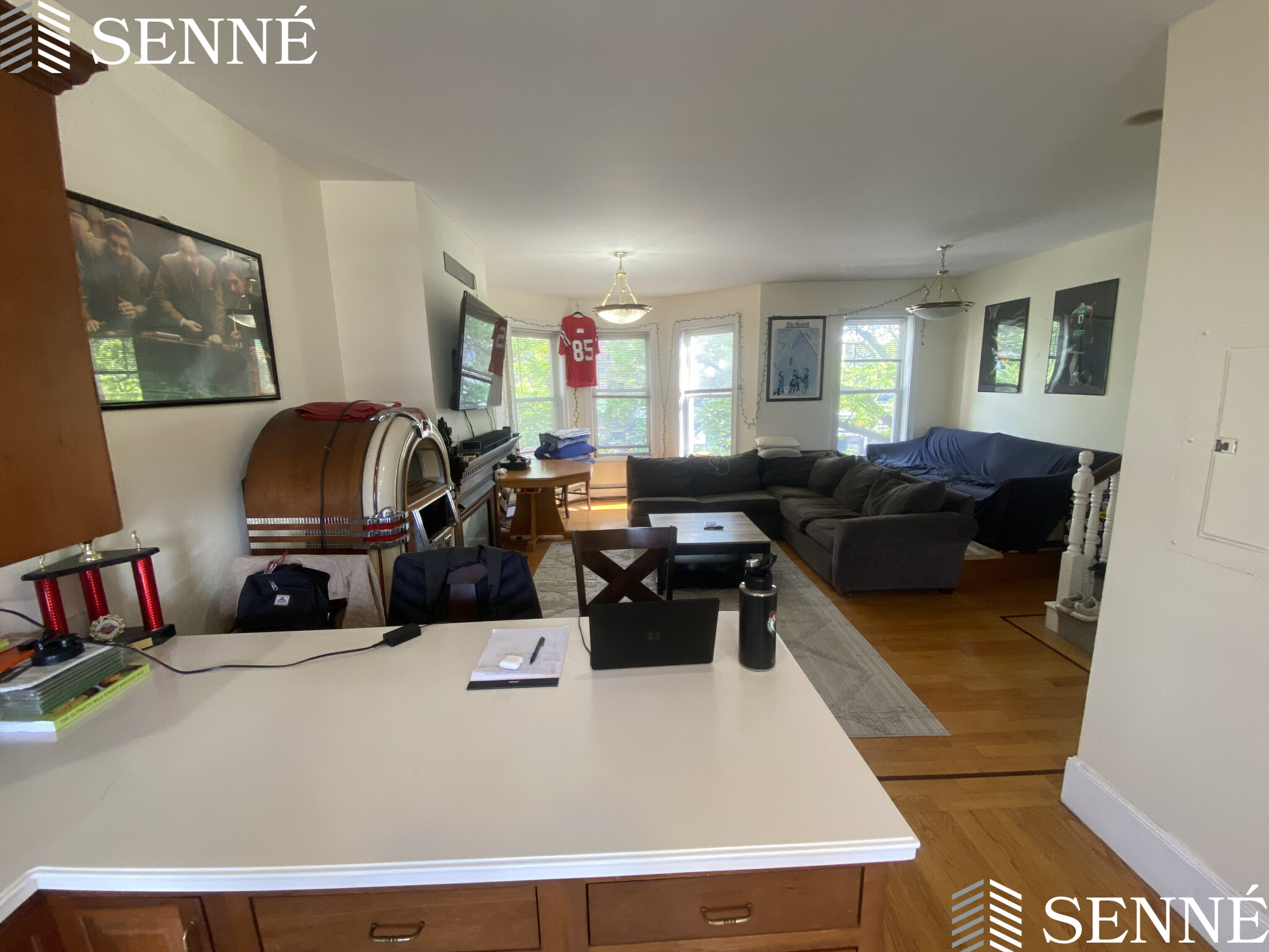 554 East Broadway, South Boston