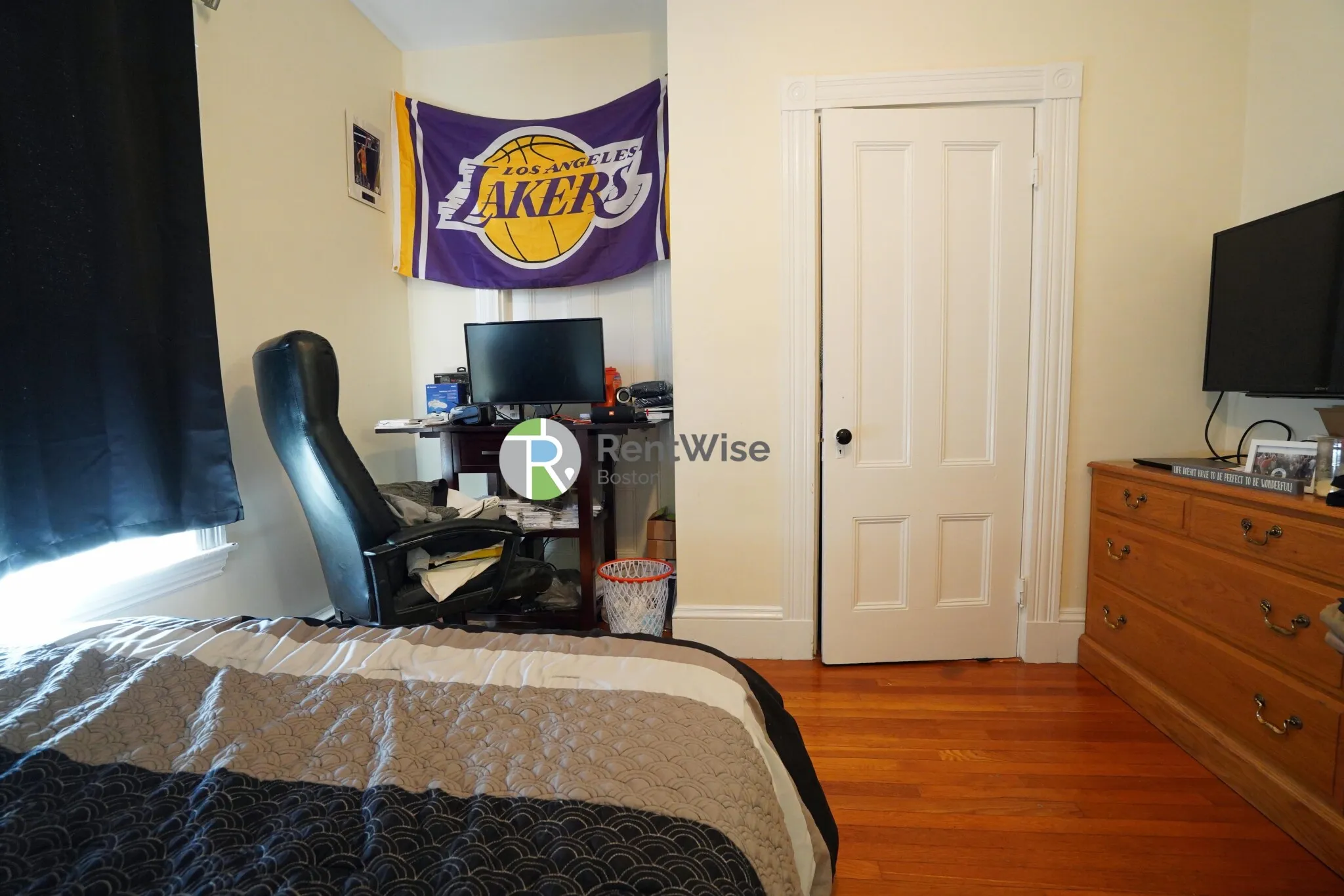 9 Parsons St, Brighton