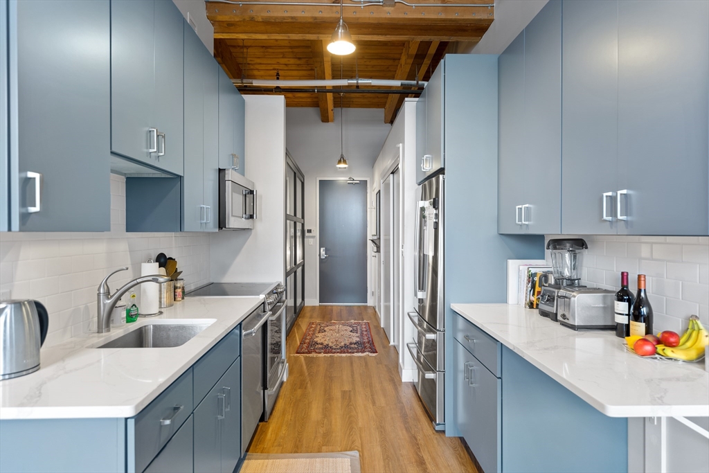 63 Melcher St, Seaport District