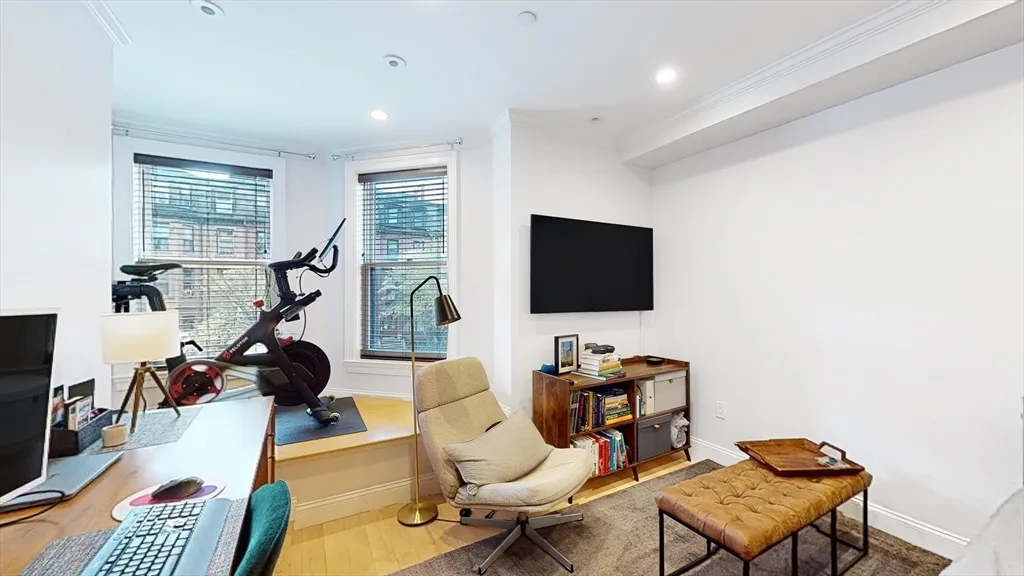 296 Beacon St, Back Bay