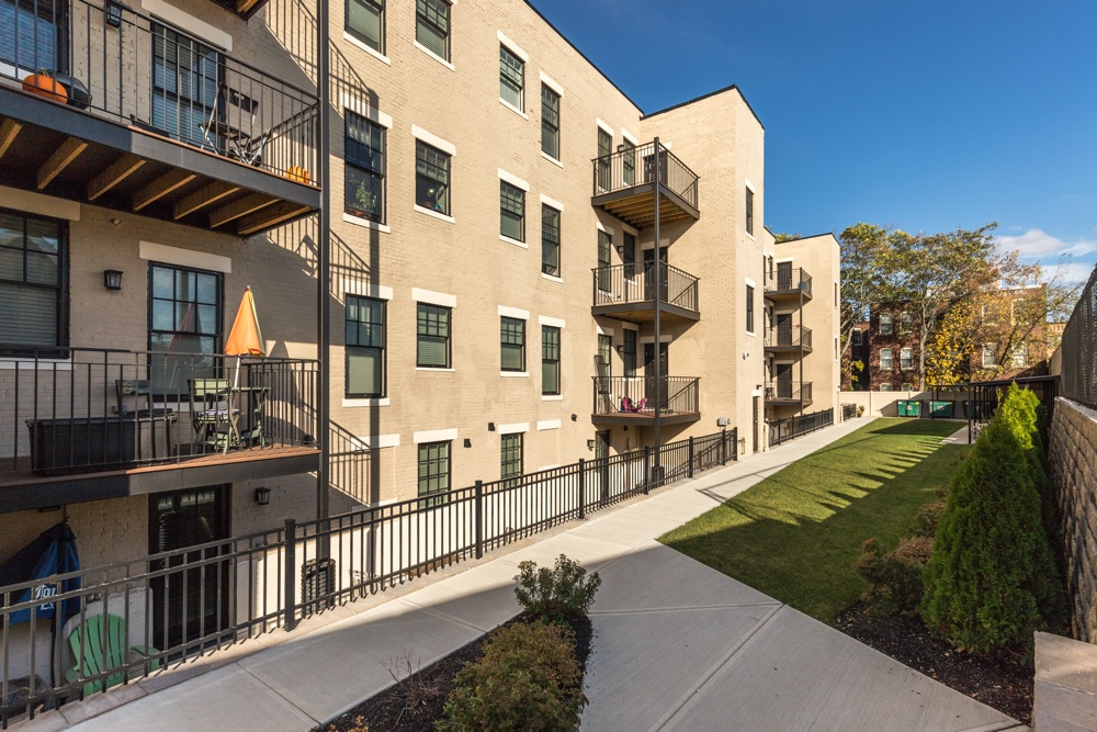 3 bed, 2 bath apartment for rent at 8 Harvard Ter Unit 8, Allston — photo 19 of 20
