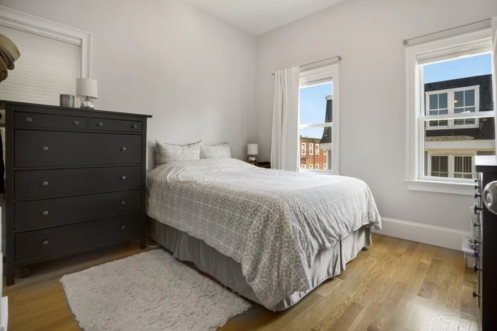 23 Woodward St, South Boston