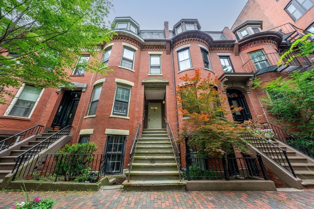 11 Cazenove St, South End