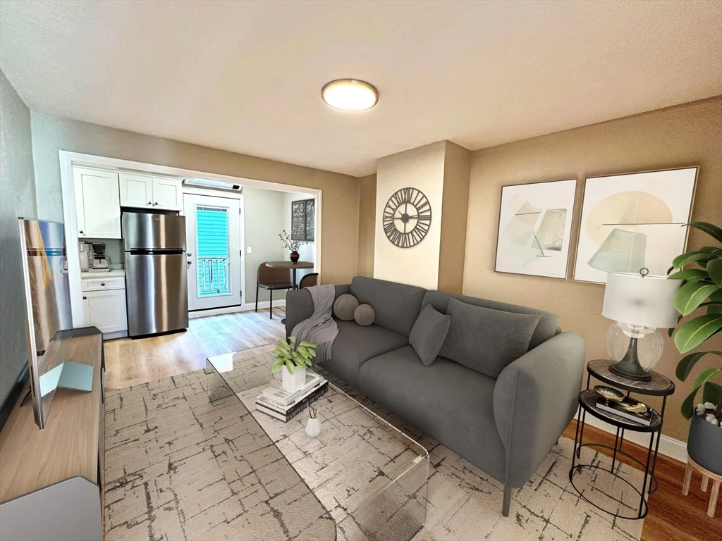 89 Cottage St, East Boston