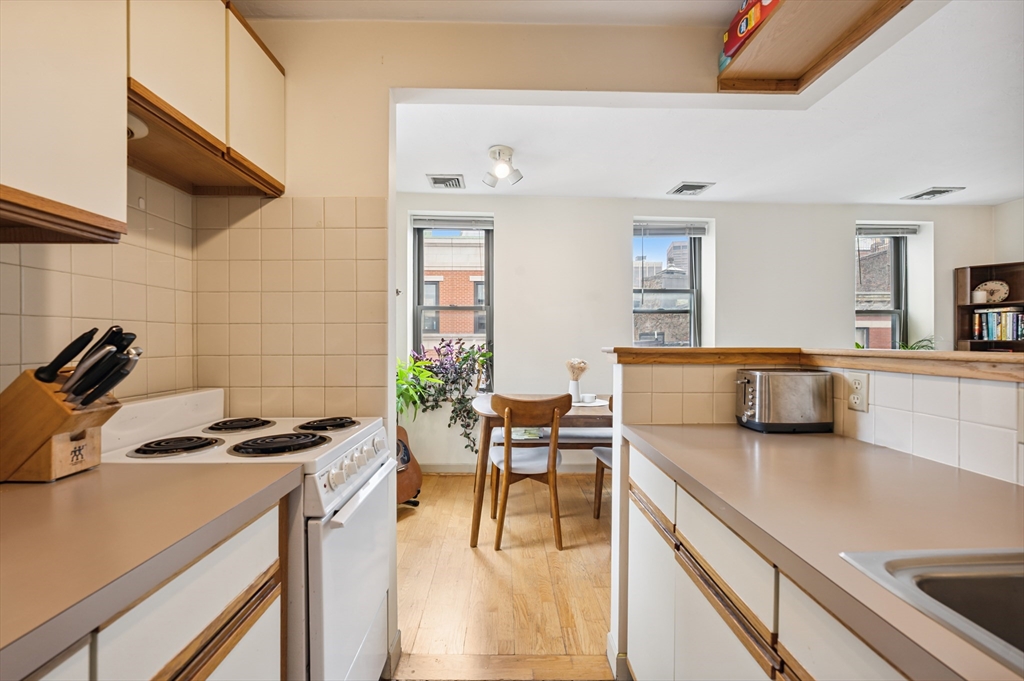 5 Grove St, Beacon Hill