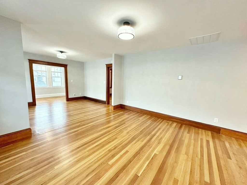 75 Governor Winthrop Rd, Ten Hills