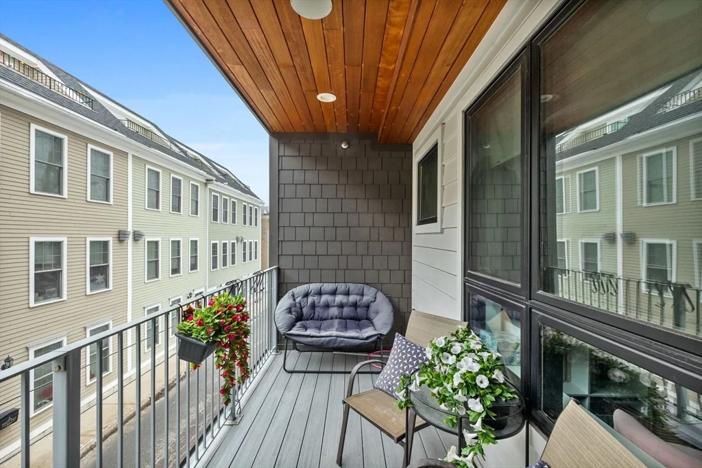 377 West First St, South Boston