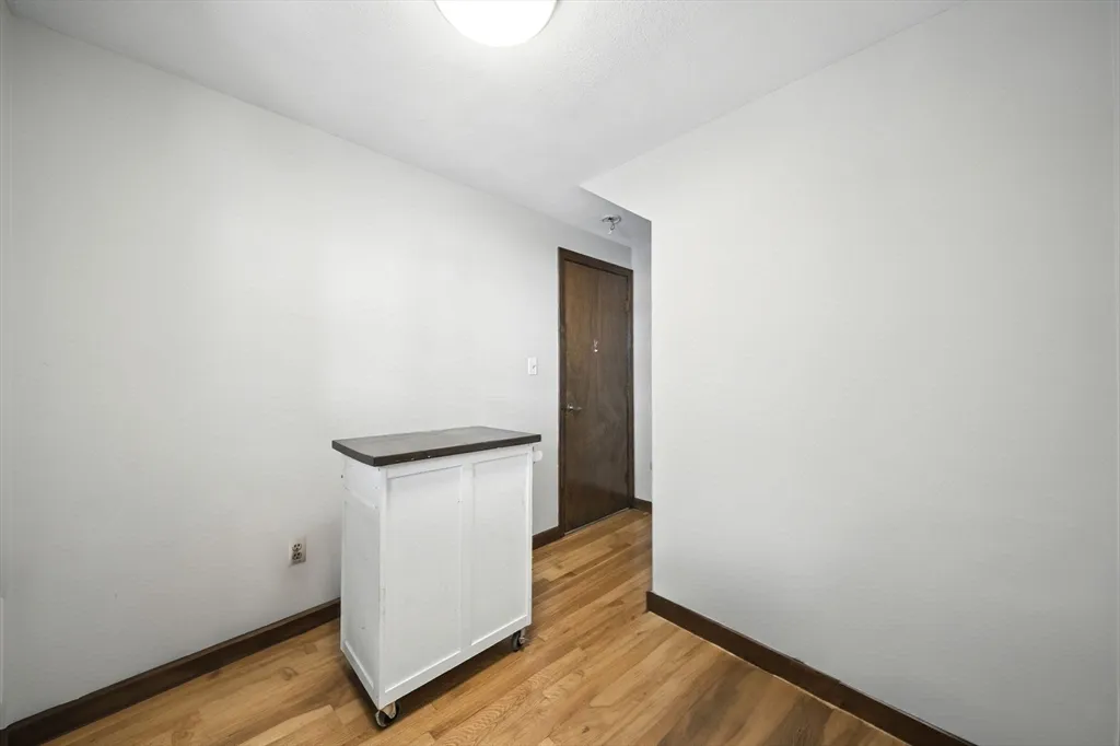 57 Newbury St, Teele Square