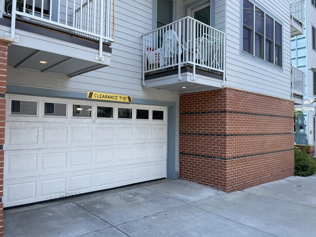 151 Hancock St, North Quincy