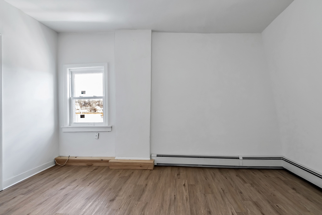 40 Summer St, Lawrence