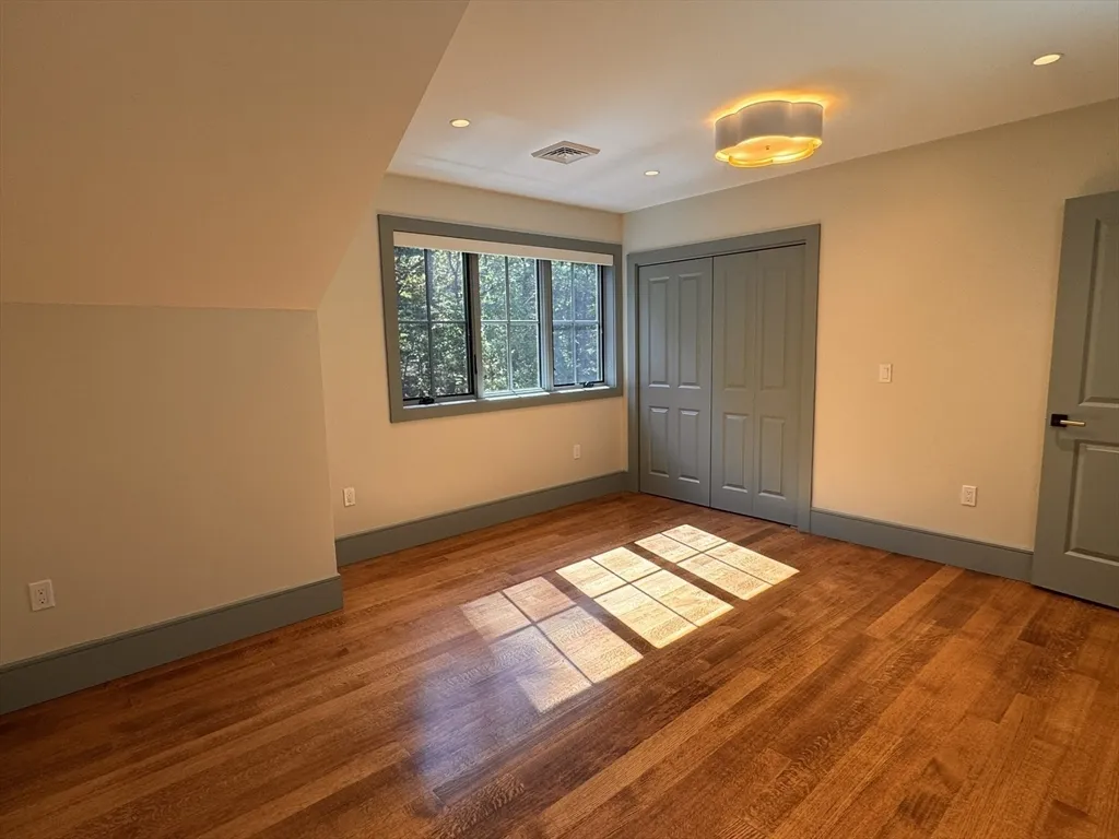 22 Kruger Rd, Hopkinton