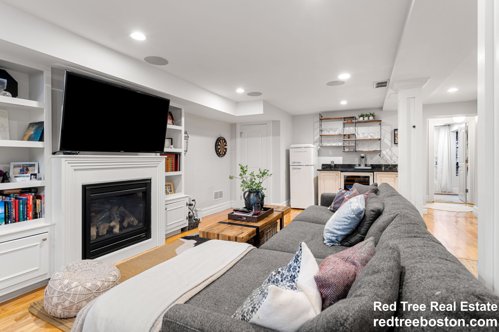 687 East 6th St, South Boston