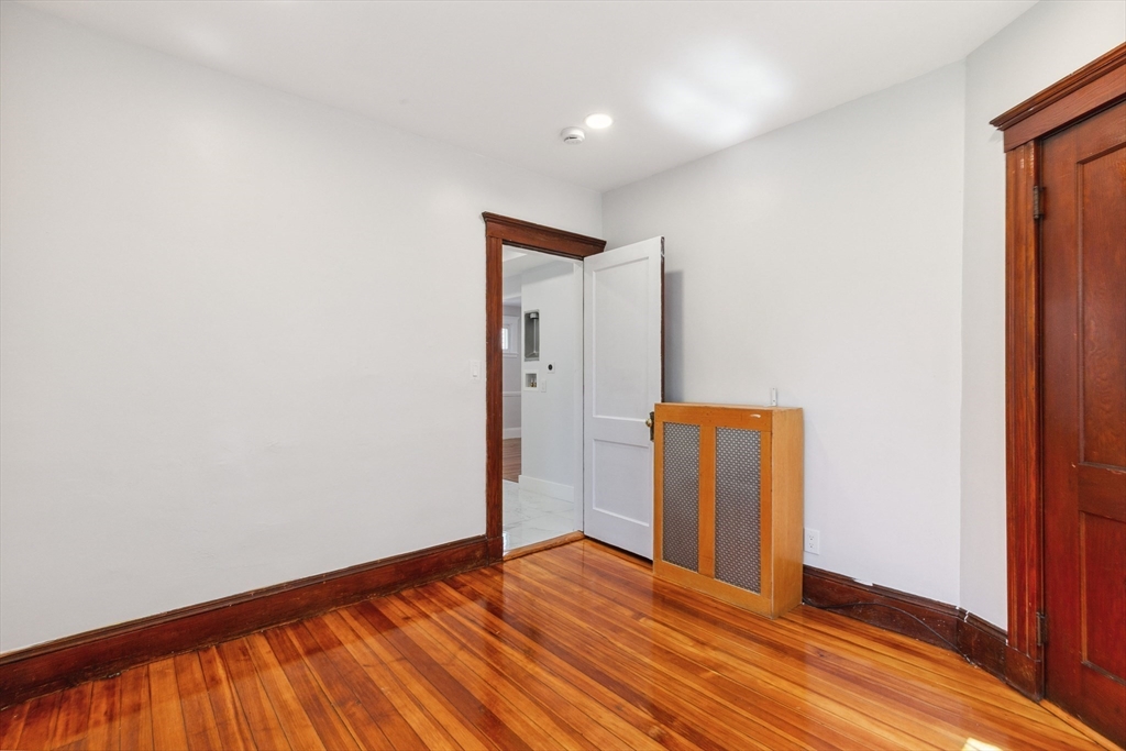 11 Tucker St, Milton