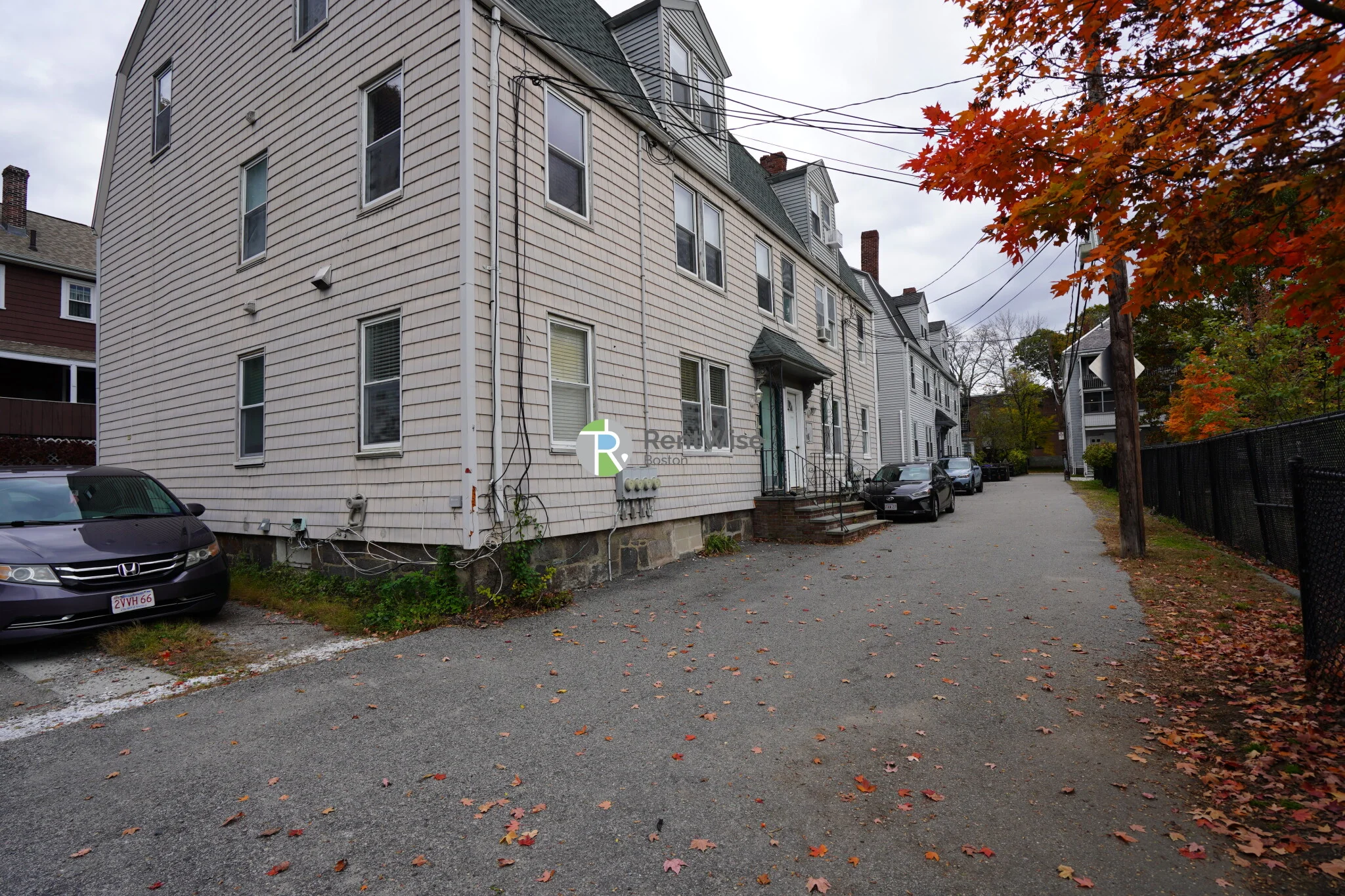 7 High Street Pl, Jamaica Plain