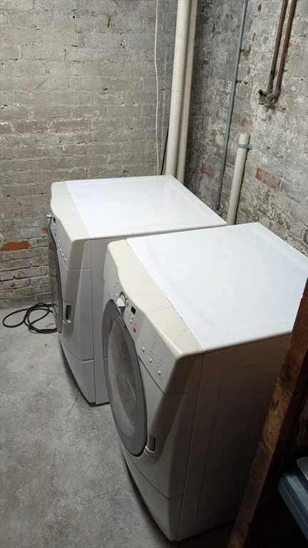 1106 Saratoga St, East Boston