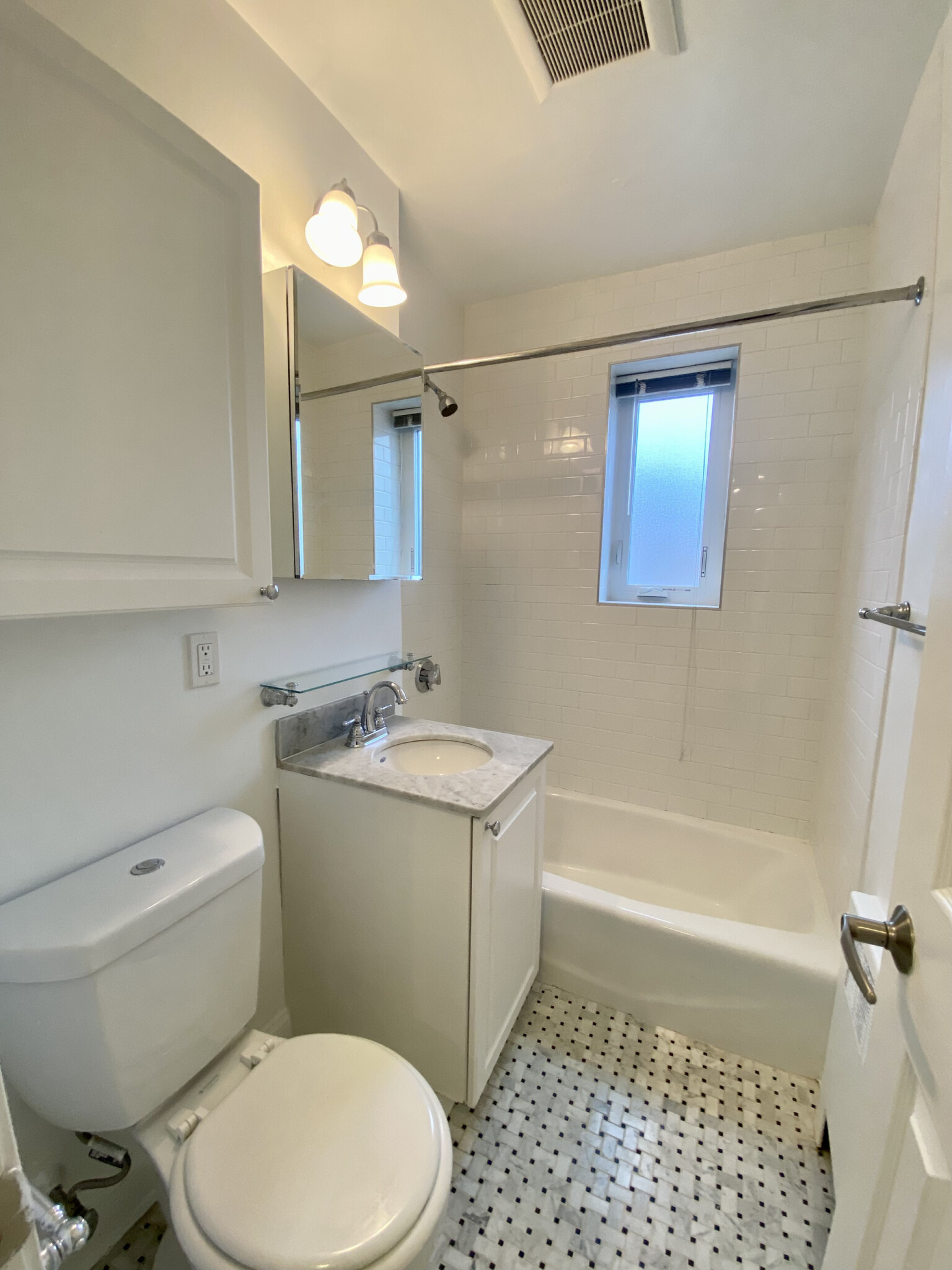 86 Saint Paul St, Coolidge Corner