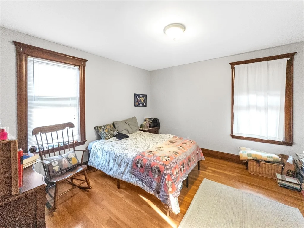 26 St Rose St, Jamaica Plain