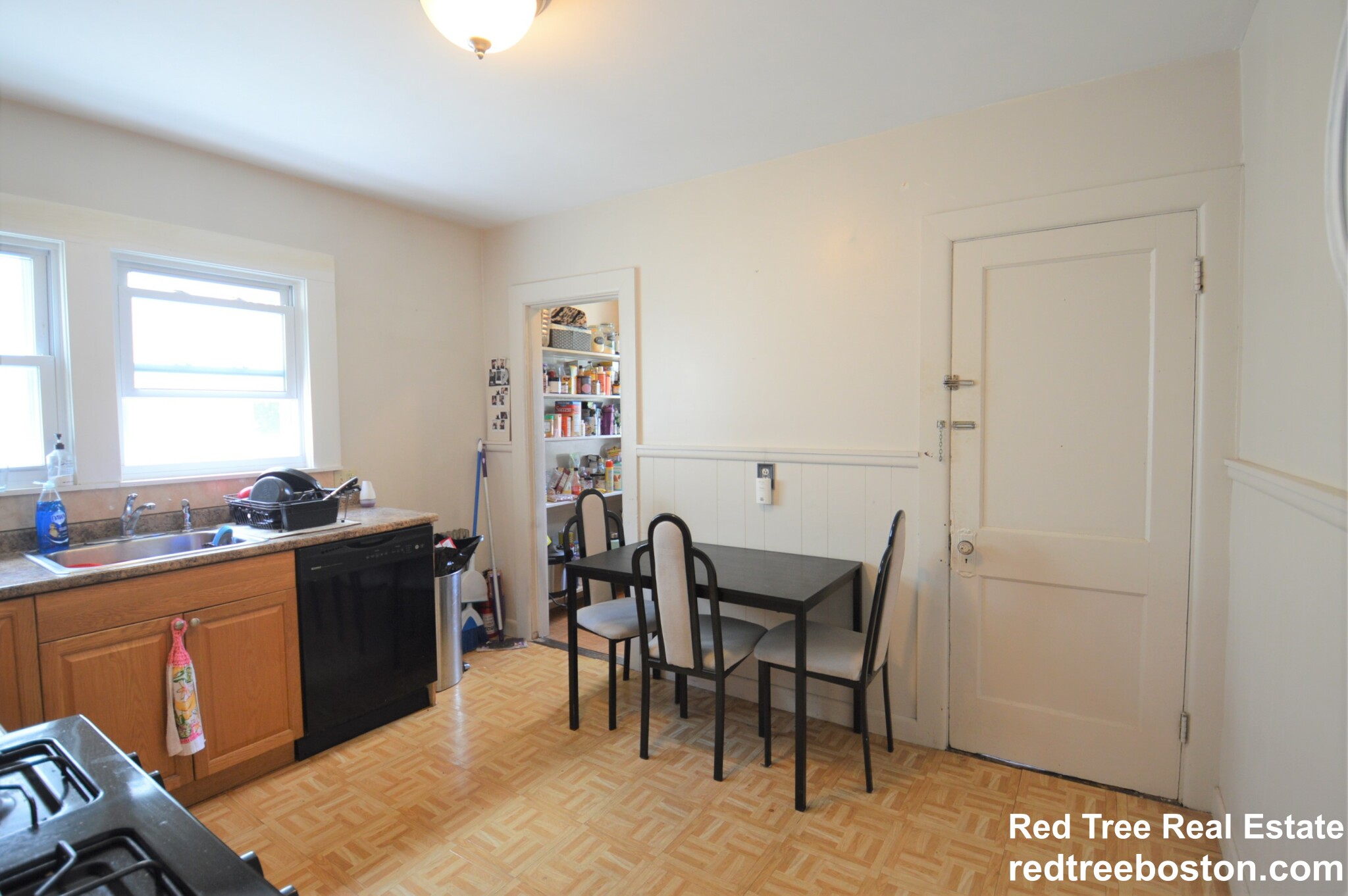 18 Hunnewell Ave, Brighton